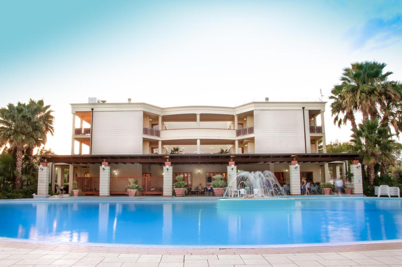 Hotel Centro Turistico Akiris Nova Siri Marina Exterior foto